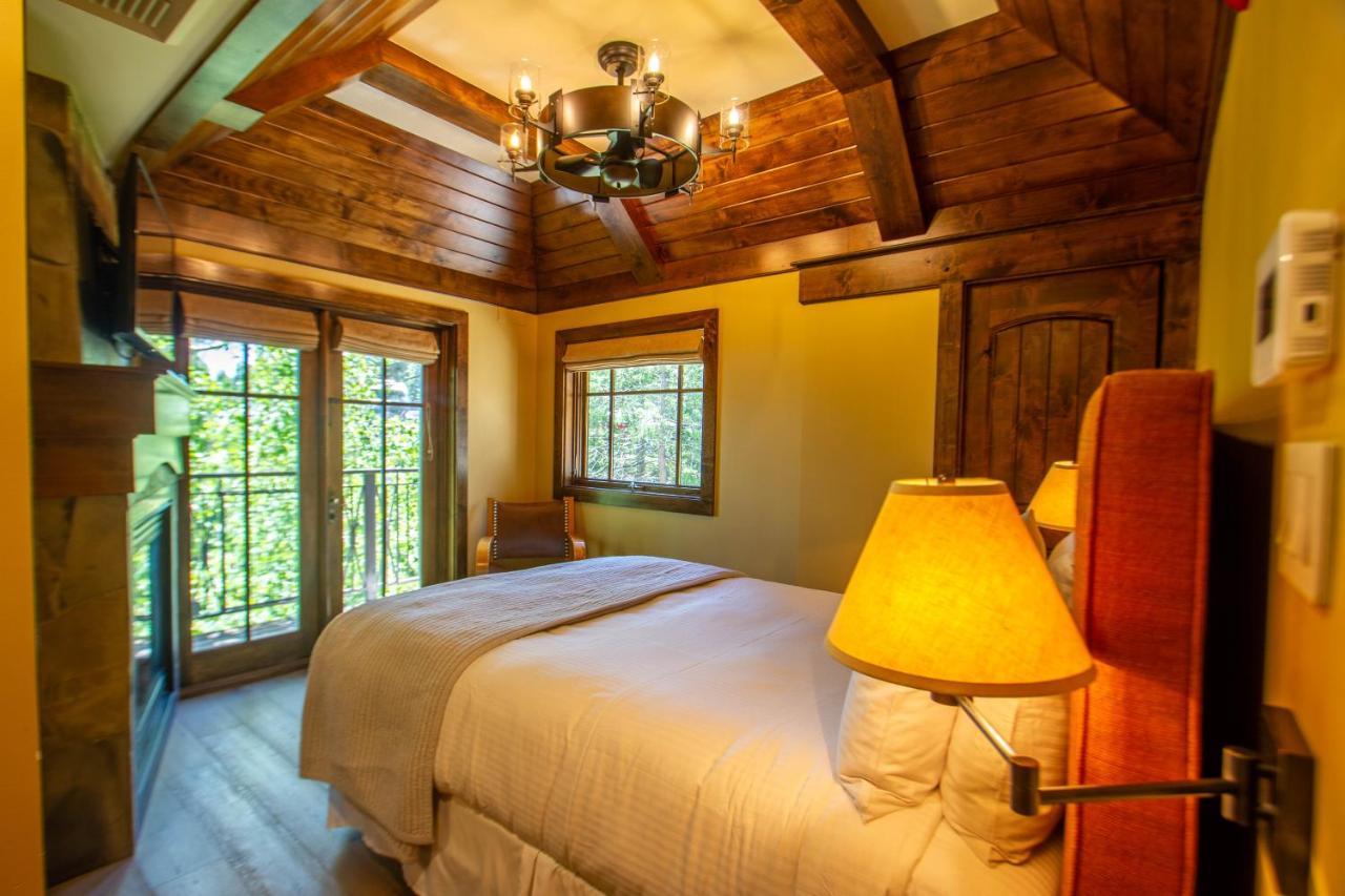 West Shore Cafe And Inn Homewood Екстериор снимка