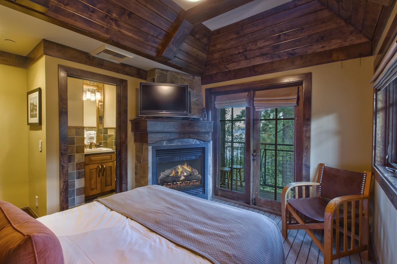 West Shore Cafe And Inn Homewood Екстериор снимка